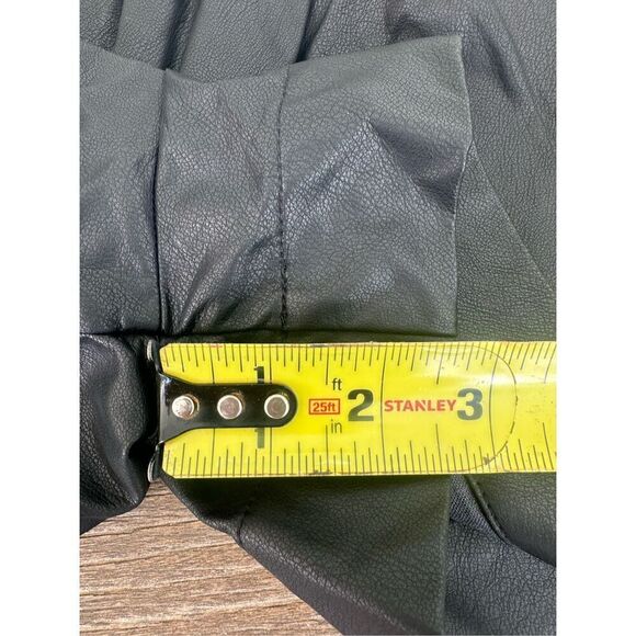 Pookie & Sebastian leather style shorts, size Small - Picture 6 of 8